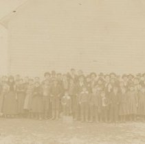 Adults and children outside the Garten School (ca. 1900-1910)