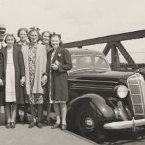 Viola J. Bruce and her family (ca. 1935-1940)