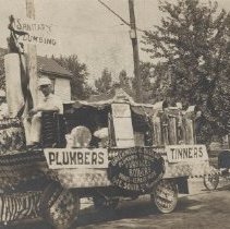 Greenwood & Bishop float in the 1915 Washington Labor Day parade