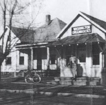 Washington Greenhouses in Washington (ca. 1950-1960)