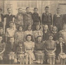 1941 sixth grade students at Plainville School