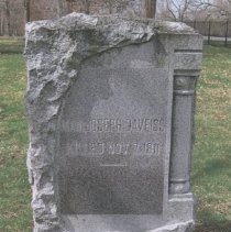 Grave monument for Joseph Hamilton Daviess (1774-1811)