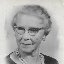 Bessie (Littell) Nowling