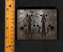 Hill's Archery Supplies catalog featuring the Hlll's Hornet a 3 bladed broa