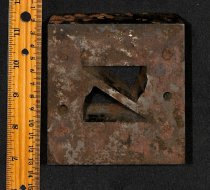 Bottom of Broadhead mold