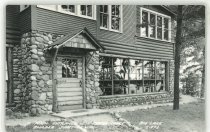 Main entrance at the Lodge