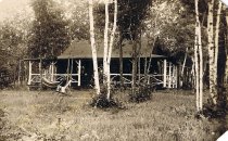 ca 1910s First lodge at Voss'