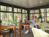 >1978 Old Settler's Inn on the highway