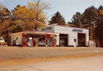 1976 Dietz's Amoco Station