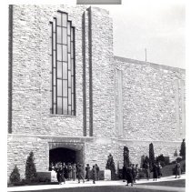 CHOCOLATE CO / CORP / FOODS  - WINDOWLESS OFFICE