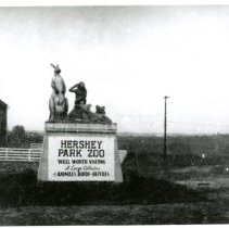 ZOO / MONUMENTS & STATUES