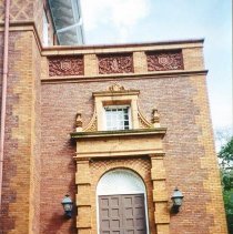 Elizabeth Hall, Side Entrance And Steps