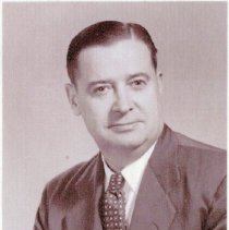 P-513-24 A1983 Curry