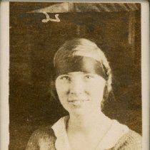 P-1388 Surname Crone A2023.900