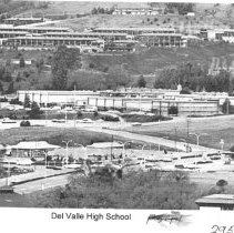 DEL VALLE HIGH SCHOOL
