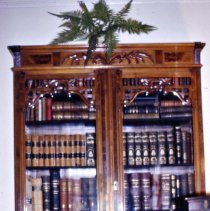 SHADELANDS RANCH HOUSE PAALOR BOOKCASE