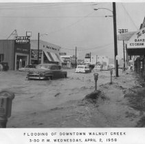 Floods, Street Views, Main Street, WC Businesses, Transportation, Sugar Plum Bakery