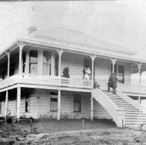 WC People, Walker, Barton, House, Miscellaneous, Towns Nearby