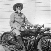 WC People, Buck, Transportation