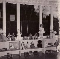 WC Buildings, Art and Garden Center