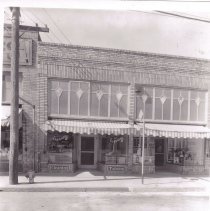 Street Views, Main Street, WC Businesses, Walnut Creek Cleaners