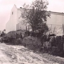 Street Views, Walnut Ave., Civic Dr., WC Buildings, Businesses, Walnut Growers Association