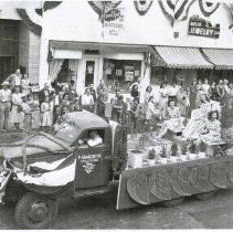 granzotto parade float