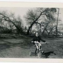 WC People, Street Views, Parkside Dr.