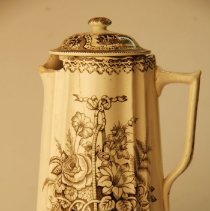 Pearlware Teapot
