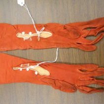Red suede gloves