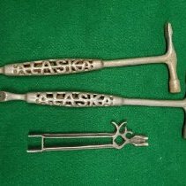 1999-008-003-Three cobbler tools