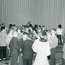 Teenagers at a dance at Sinai Synagogue