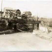 1914 - Forest Bridge Looking Towards Bow St