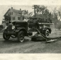 Oct. 24, 1924 - Engine 6 of Somerville, working at Baptist Church Fire