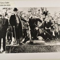 Cyrus E. Dallin and "Menontomy Hunter"
