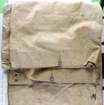 Showing buttons and holes