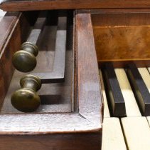 Detail - Box with damper stops