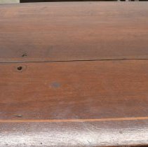 Detail - Top center of box