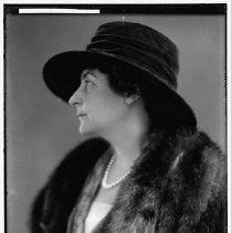 Side profile of Annie Baruch