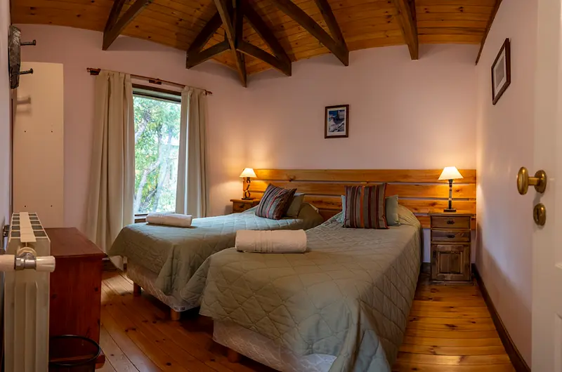 Double bedroom in El Puesto Sur Cabin