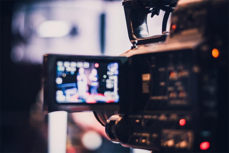 Production Tips for Mixing Digital Camcorder and DSLR Footage — Match Recording Settings Production Tips for Mixing Digital Camcorder and DSLR Footage — Match Recording Settings