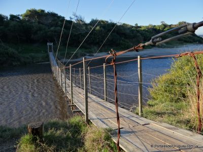 Puente Colgante en La Coronilla