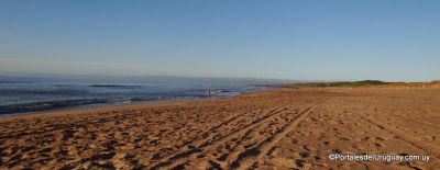 La mañana en la playa de Punta Negra