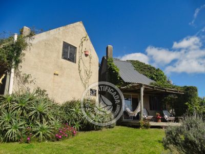 Complexo Bien al este Punta del Diablo