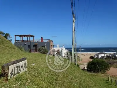 Casa Altamar. Punta del Diablo