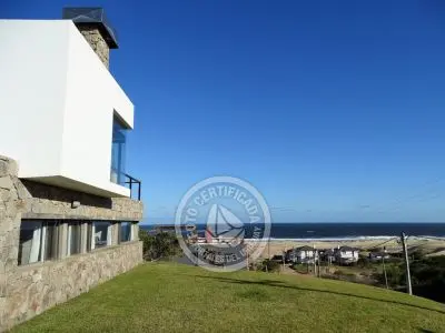 Casa Altamar. Punta del Diablo