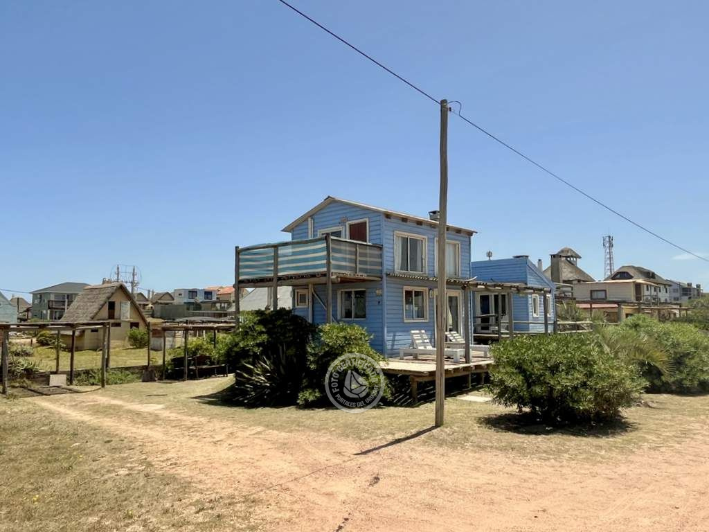 Complejo 13 Lunas Punta del Diablo .- Foto del 19/11/25, 13:03