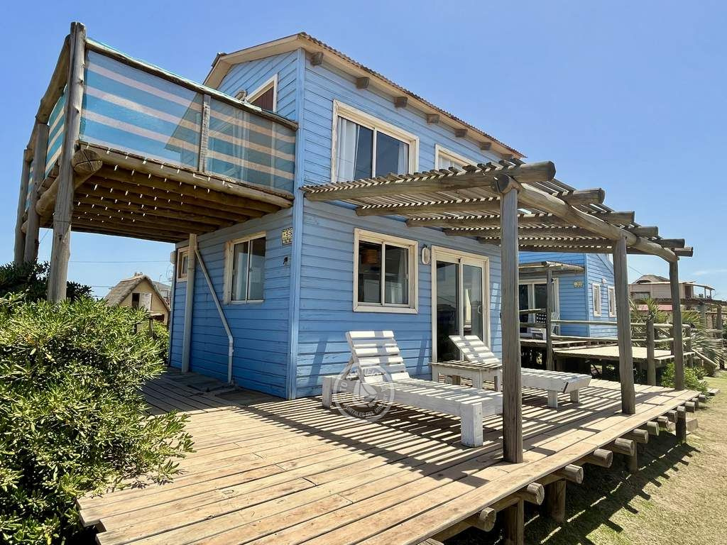 Complejo 13 Lunas Punta del Diablo .- Foto del 19/11/25, 13:04