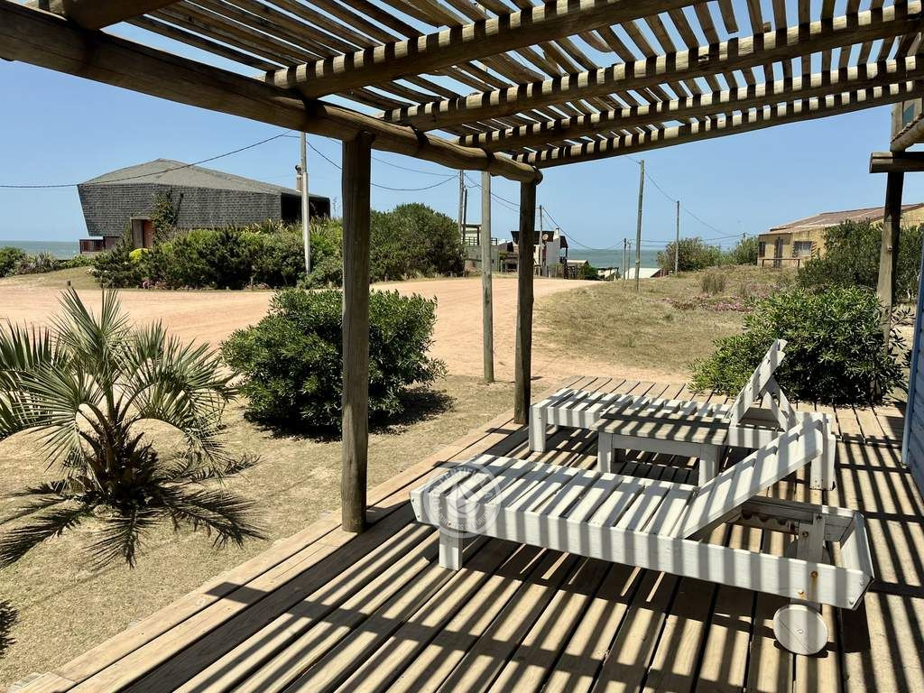 Complejo 13 Lunas Punta del Diablo .- Foto del 19/11/25, 13:11