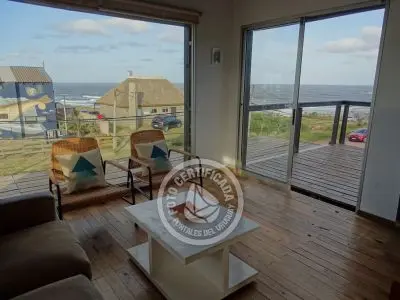 Perro del Mar - Punta del Diablo